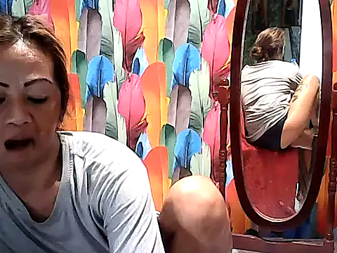 Snapshot of Simplewild21 chatting on May 10, 2026, 8:14 pm Simplewild21 online show from May 10, 2026, 8:14 pm