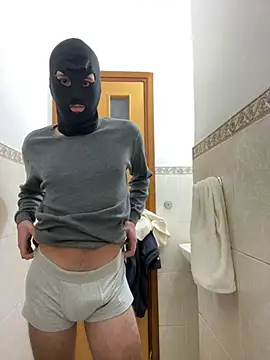 petiteyanel online show from February 19, 2026, 12:17 am