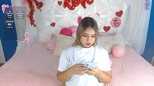 Snapshot of esmeralda_cuisman chatting on February 14, 2026, 11:51 am esmeralda cuisman online show from February 14, 2026, 11:51 am