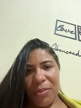 Snapshot of Indiafogosa23 chatting on June 26, 2026, 11:42 pm Indiafogosa23 online show from June 26, 2026, 11:42 pm