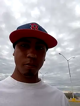 Snapshot of Axelymars chatting on January 8, 2026, 6:43 pm Axelymars online show from January 8, 2026, 6:43 pm