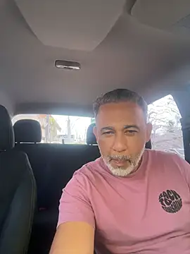 fabbronxer online show from January 13, 2026, 2:11 pm