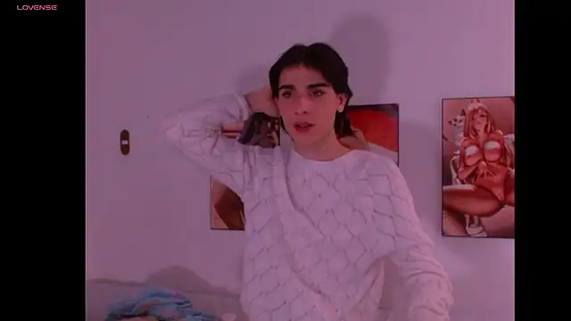 lilithot23 online show from February 10, 2026, 5:39 pm