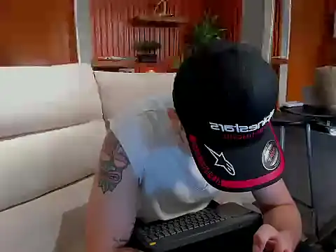 Snapshot of bigjacksonxh chatting on March 21, 2026, 9:18 pm bigjacksonxh online show from March 21, 2026, 9:18 pm