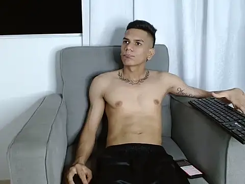 Snapshot of dani_sex1_ chatting on March 4, 2026, 2:39 am dani sex1 online show from March 4, 2026, 2:39 am