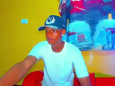 aunstin mohamme online show from April 18, 2026, 7:58 pm