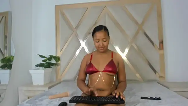 sweetdesireasm online show from February 3, 2026, 6:40 am