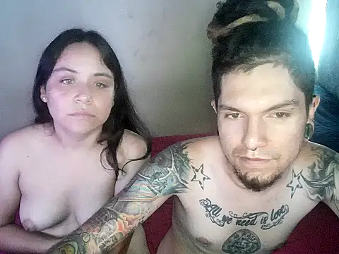 steffandjoshh420 online show from February 5, 2026, 2:27 am