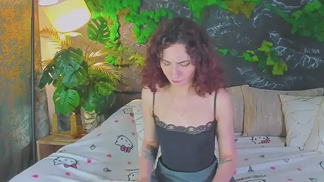 Snapshot of RIANA_SI chatting on June 4, 2026, 8:37 pm RIANA SI online show from June 4, 2026, 8:37 pm