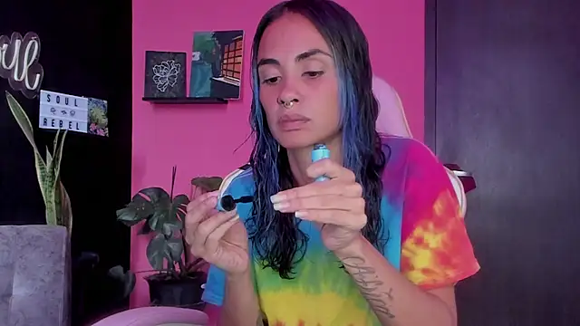 azula lillet online show from April 21, 2026, 8:55 pm