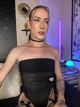 Snapshot of Alana_Stone chatting on May 15, 2026, 8:16 pm Alana Stone online show from May 15, 2026, 8:16 pm