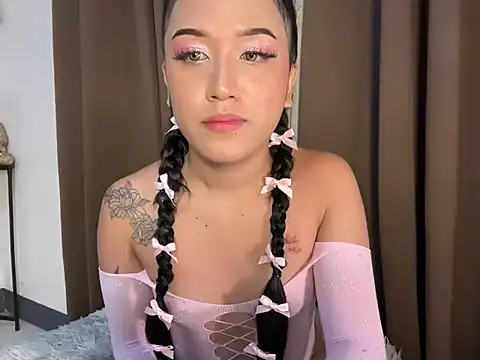 savanna pleasure online show from March 5, 2026, 8:38 pm