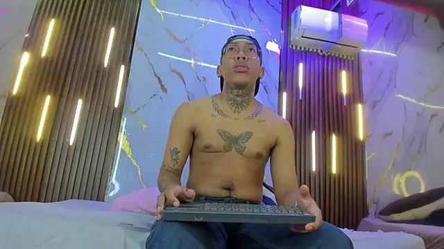 ThiagoBerry online show from January 17, 2026, 10:31 am