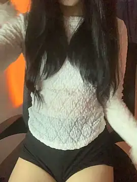 Jennybae23 online show from February 8, 2026, 8:29 am