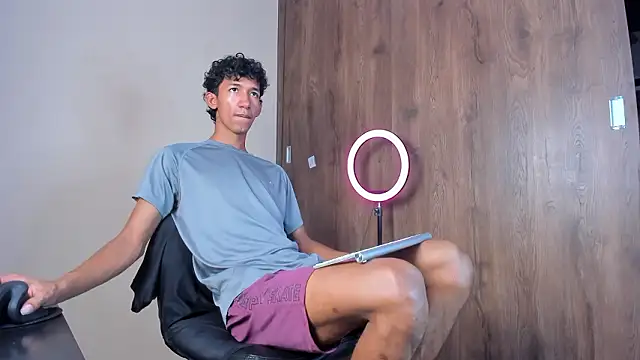 neitan miller  online show from February 10, 2026, 4:11 pm