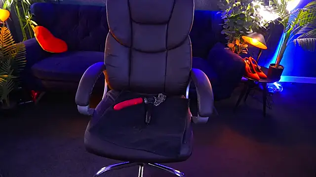 Dafni Monn online show from February 25, 2025, 12:55 pm