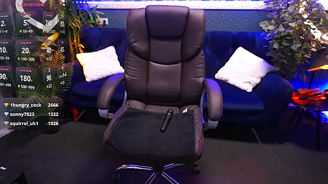 Dafni Monn online show from March 2, 2025, 4:53 pm