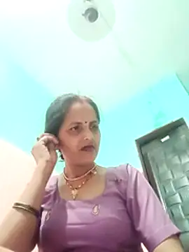 Snapshot of Hasmi_hot09 chatting on May 30, 2026, 5:43 pm Hasmi hot09 online show from May 30, 2026, 5:43 pm