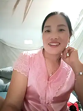 yu--yo online show from April 20, 2026, 10:51 am