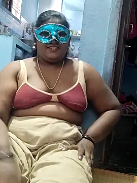 divyasree1431 online show from February 10, 2026, 6:28 am