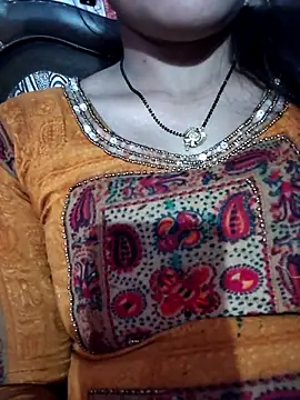 Nilam cute online show from March 5, 2026, 1:40 pm