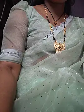 Nilam cute online show from June 14, 2026, 4:36 am