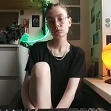 Shy Bamby online show from March 2, 2026, 10:33 am