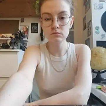 Shy Bamby online show from March 31, 2026, 4:18 pm