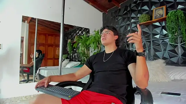 elliot colton online show from April 5, 2026, 7:22 pm