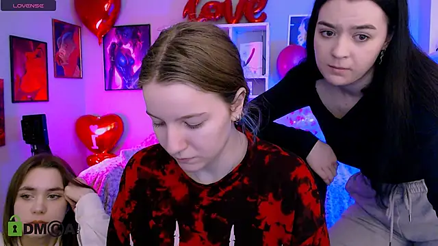 monica xcx online show from February 14, 2026, 10:34 am