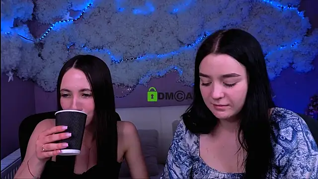 monica xcx online show from May 9, 2026, 7:19 pm