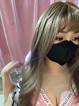 -Violet-t online show from April 23, 2026, 2:30 pm