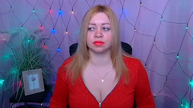 OliviaVerr online show from February 2, 2026, 1:21 pm