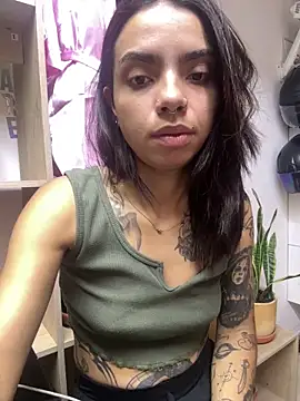 Electra Darkk online show from April 23, 2026, 4:31 pm