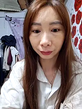 Adela-222 online show from March 19, 2026, 12:47 am