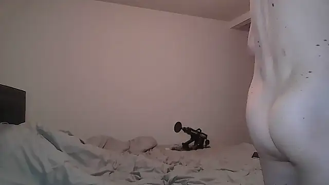 maxryderr online show from June 21, 2026, 7:49 pm