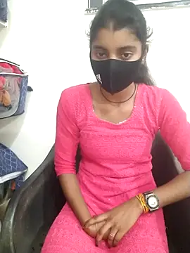 Erotic-Girl online show from January 11, 2026, 12:32 pm