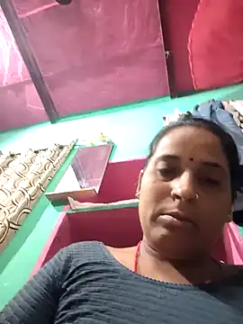 Snapshot of Reena_lodha chatting on April 23, 2026, 8:11 pm Reena lodha online show from April 23, 2026, 8:11 pm