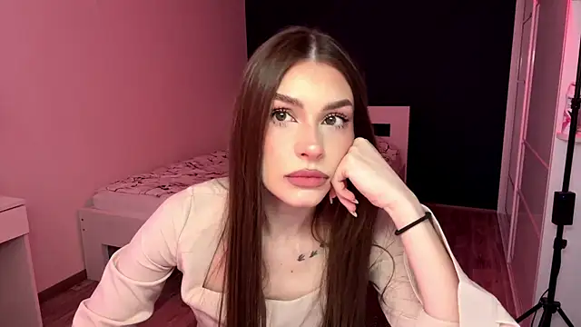 MachelleSpader online show from April 8, 2026, 7:52 am