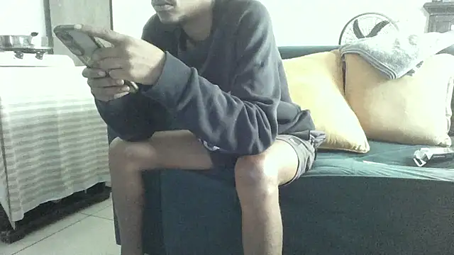 Winterslender online show from June 11, 2026, 5:27 am
