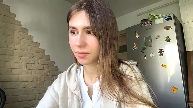 ElsieKuhlmann online show from April 19, 2026, 8:02 am