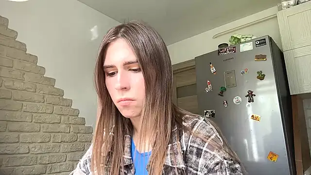 ElsieKuhlmann online show from April 25, 2026, 1:41 pm