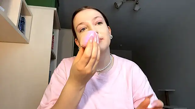 Snapshot of JammieMickiewicz chatting on February 19, 2026, 8:10 am JammieMickiewicz online show from February 19, 2026, 8:10 am