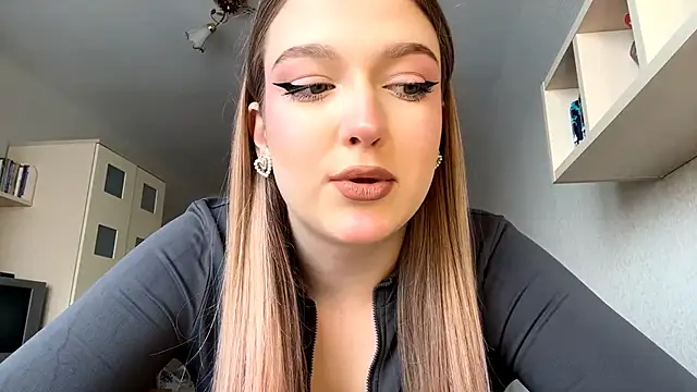 Snapshot of JammieMickiewicz chatting on February 27, 2026, 12:05 pm JammieMickiewicz online show from February 27, 2026, 12:05 pm