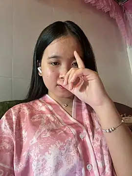 Gwen879 online show from January 16, 2026, 1:26 pm