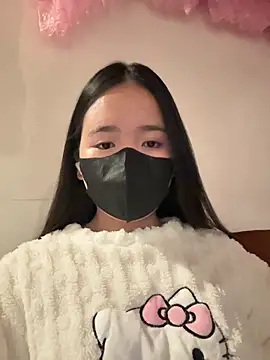 Gwen879 online show from February 11, 2026, 12:48 am