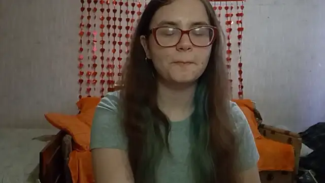 Miyabeee online show from February 10, 2026, 11:14 am