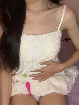 Linhtruong   online show from April 19, 2026, 2:16 pm