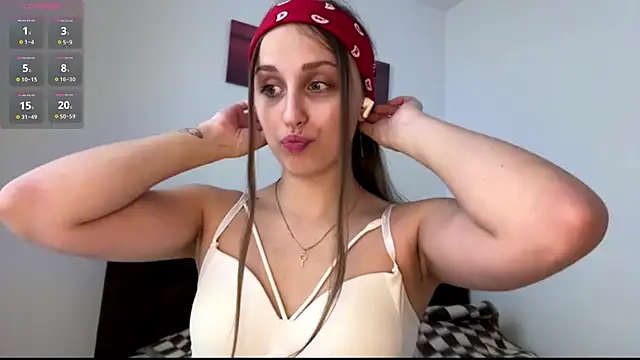 EvaRenard online show from April 21, 2026, 5:06 pm