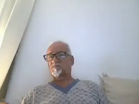 Snapshot of Patyman chatting on May 4, 2026, 2:51 am Patyman online show from May 4, 2026, 2:51 am